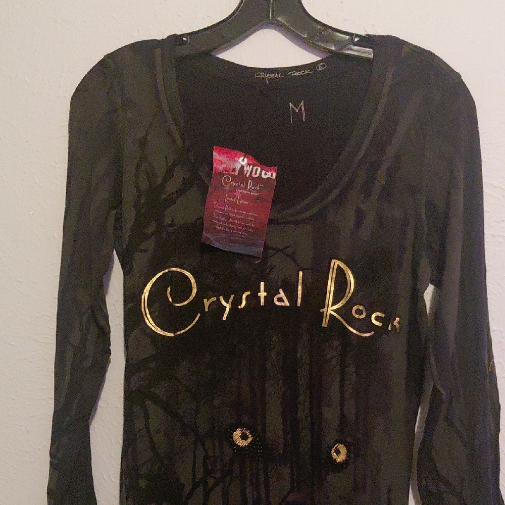 Women's Black Long-Sleeve Logo Top